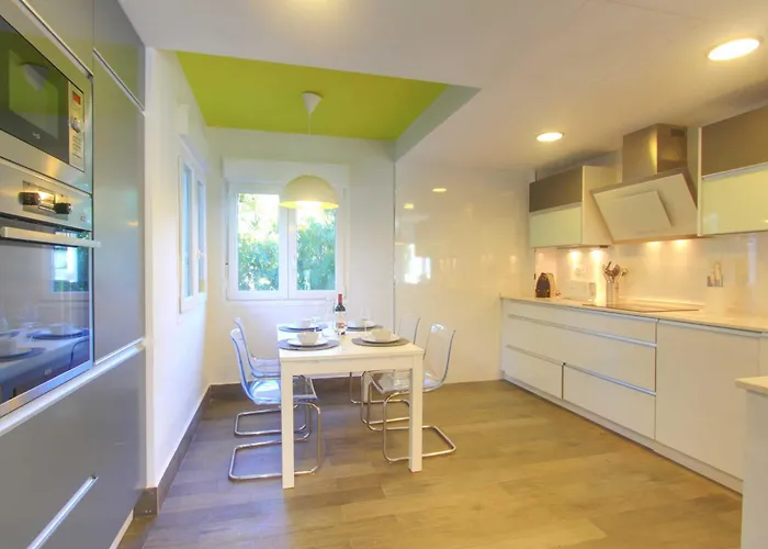 2036 Modern Golden Duplex Penthouse * Marbella