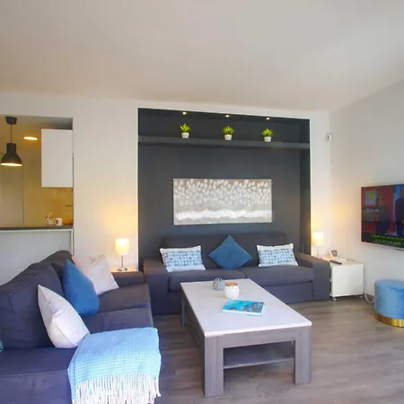 דירה 2036 Modern Golden Duplex Penthouse