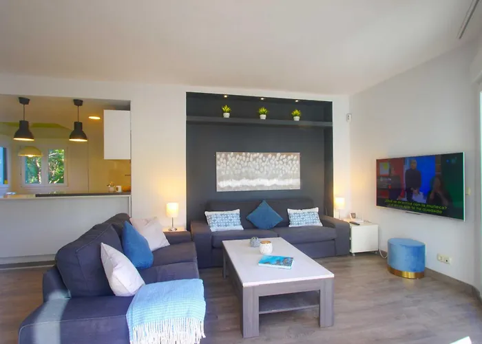 Apartmán 2036 Modern Golden Duplex Penthouse